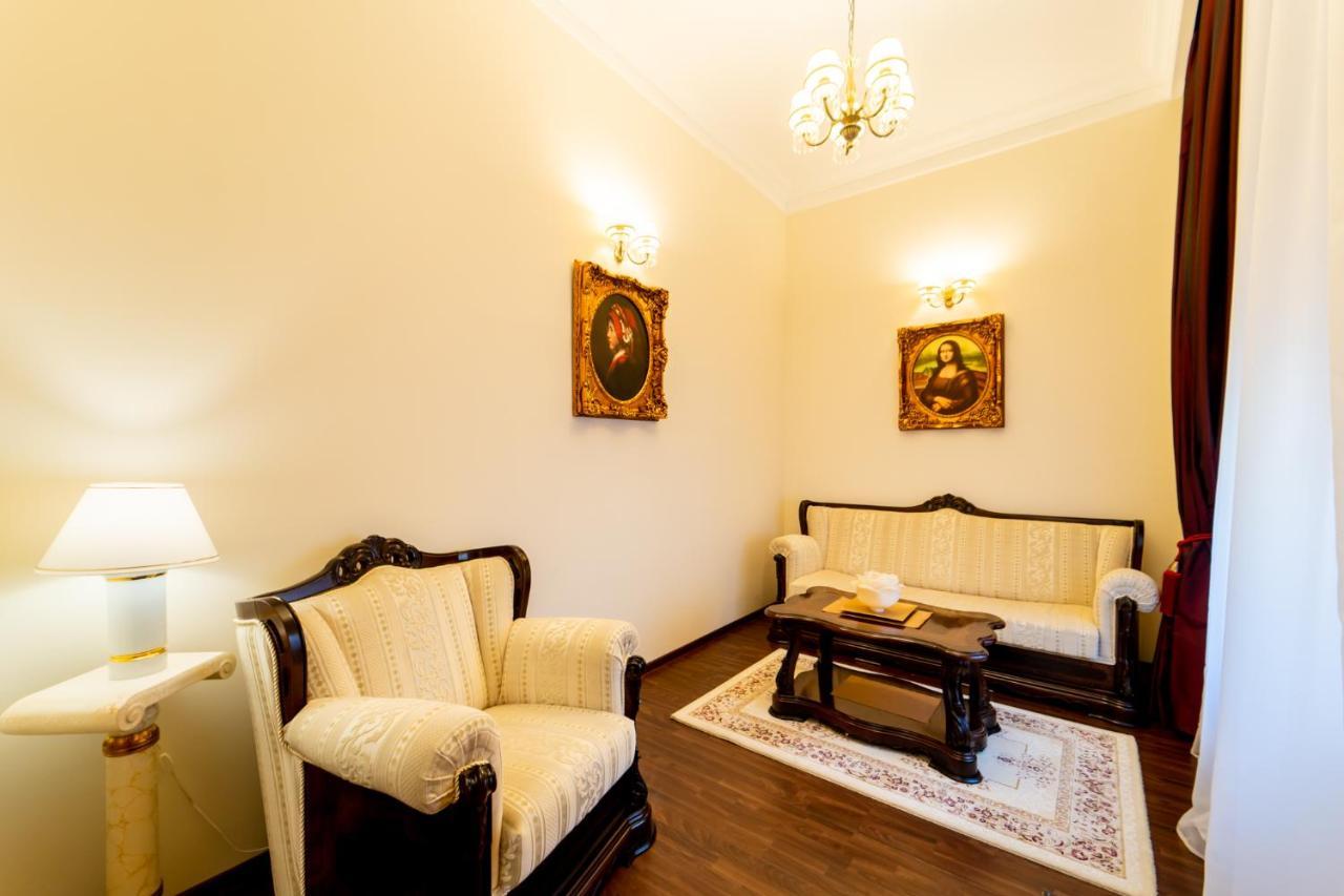 Picasso Boutique Hotel Arad Ngoại thất bức ảnh