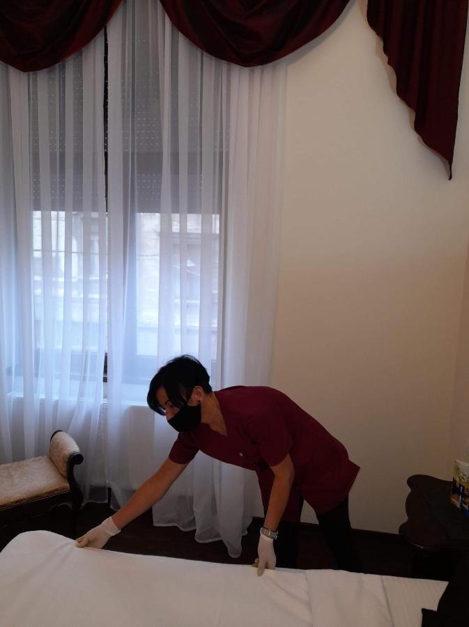 Picasso Boutique Hotel Arad Ngoại thất bức ảnh