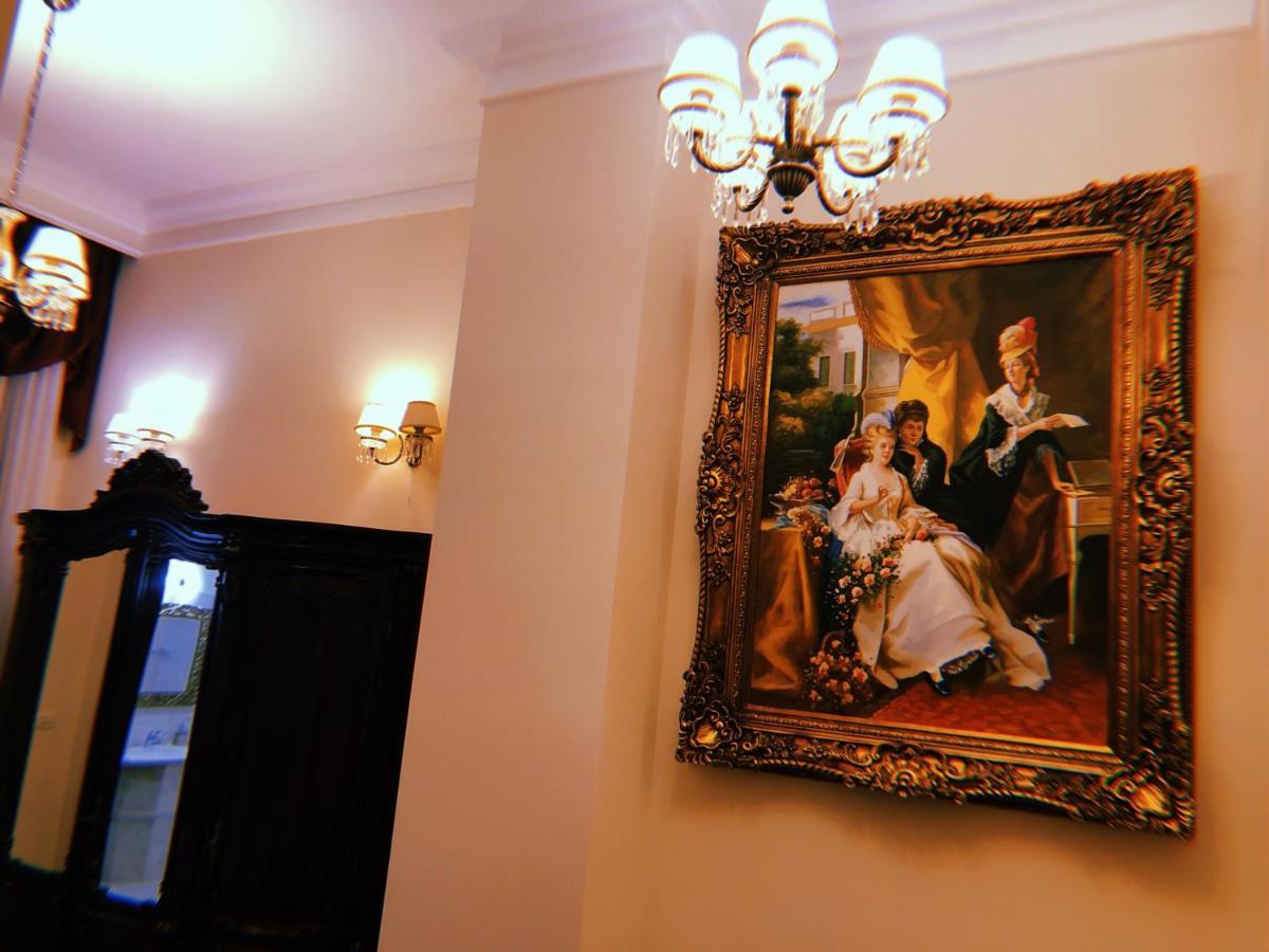 Picasso Boutique Hotel Arad Ngoại thất bức ảnh